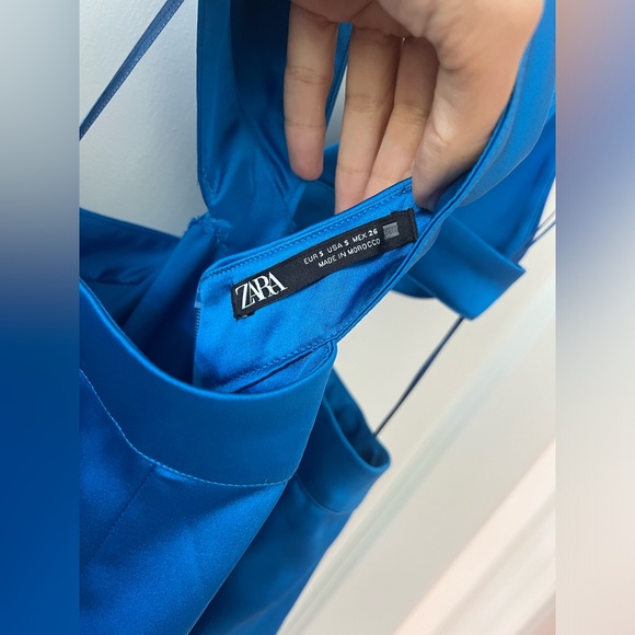 Zara Blue Silk Midi Dress - Picture 2 of 4